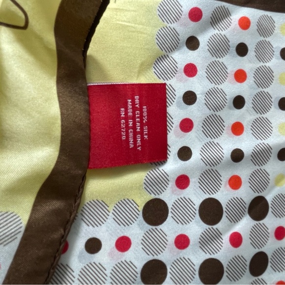 Oscar de la Renta Geometric and polkadot print Scarves & Wraps 100%Silk - Picture 8 of 13